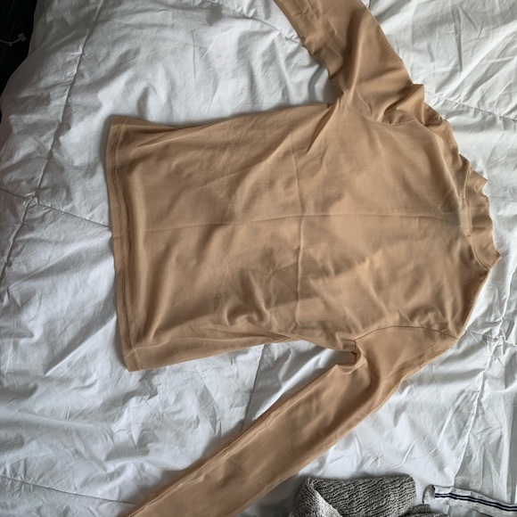 mesh top (skin color) - Picture 3 of 3